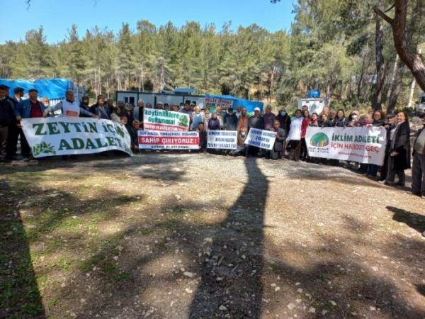 «Θα βάλεις αυτό το γκολ;» – Πώς η Μπαρτσελόνα μπορεί να σώσει ένα πευκοδάσος στην Τουρκία;