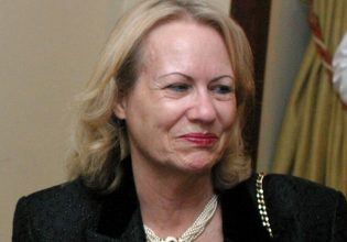 Λίζα Έβερτ: Πέθανε η συγγραφέας και φωτογράφος – Ήταν σύζυγος του Μιλτιάδη Έβερτ