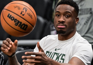 Τόσα θα πάρει ο Θανάσης Αντετοκούνμπο για έναν χρόνο από τους Μπακς