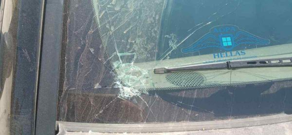 Έσπασαν το παρμπρίζ Δημοτικού Συμβούλου