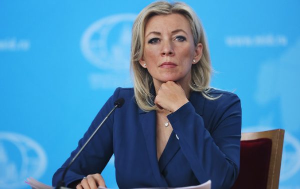 Επίθεση Ζαχάροβα για τη «Διακήρυξη των Αθηνών» – Για «ουκρανοποίηση» και επιλεκτική μνήμη κατηγορεί την ΕΕ