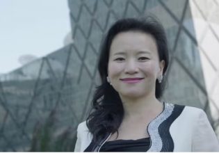 «Δεν έχω δει δέντρο εδώ και τρία χρόνια» – Το «γράμμα αγάπης» κρατούμενης στην Κίνα Αυστραλής δημοσιογράφου