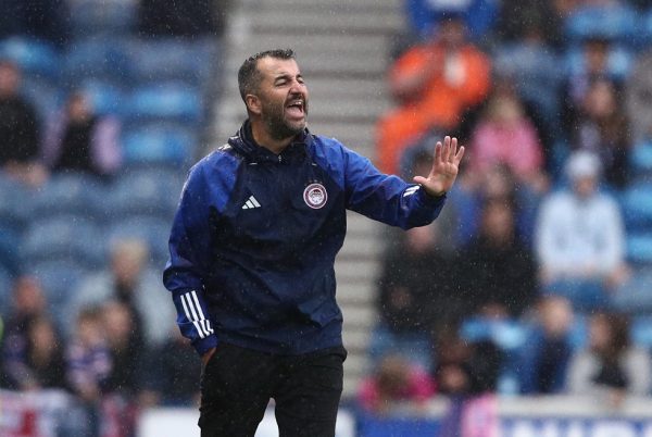 Live streaming η συνέντευξη Τύπου του Ντιέγκο Μαρτίνεθ