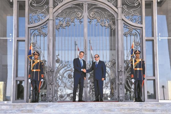 Οι ενεργειακοί σχεδιασμοί Αθήνας και Καΐρου 