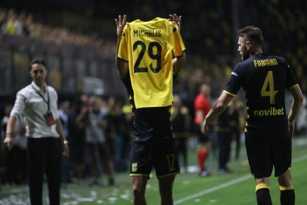 Υπέροχη κίνηση από τον Πάλμα: Aφιέρωσε το γκολ του στον Μιχάλη (pic)