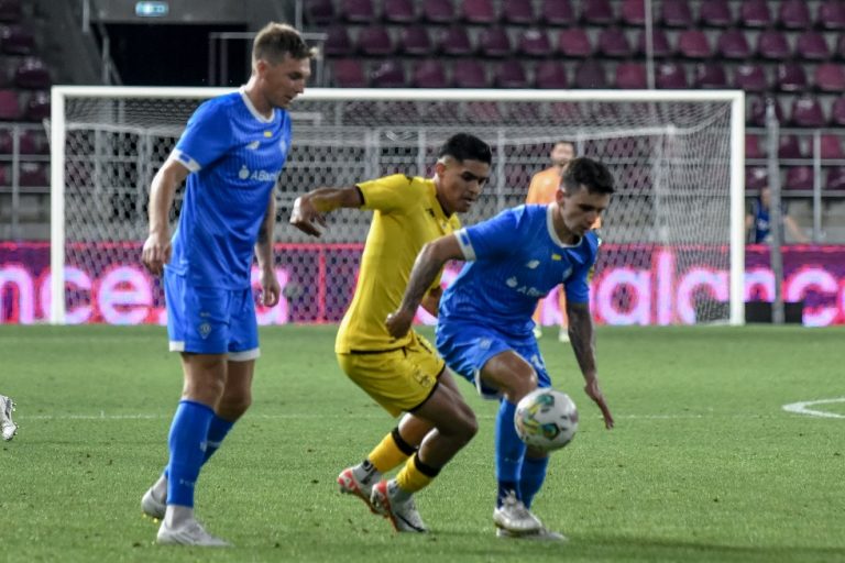 Ντιναμό Κιέβου – Άρης 2-1 (6-5 πεν.): Τα έδωσαν όλα, αλλά αποκλείστηκαν οι «κίτρινοι»