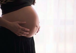 Επιλόχεια κατάθλιψη: Εγκρίθηκε στις ΗΠΑ η πρώτη θεραπεία σε χάπι