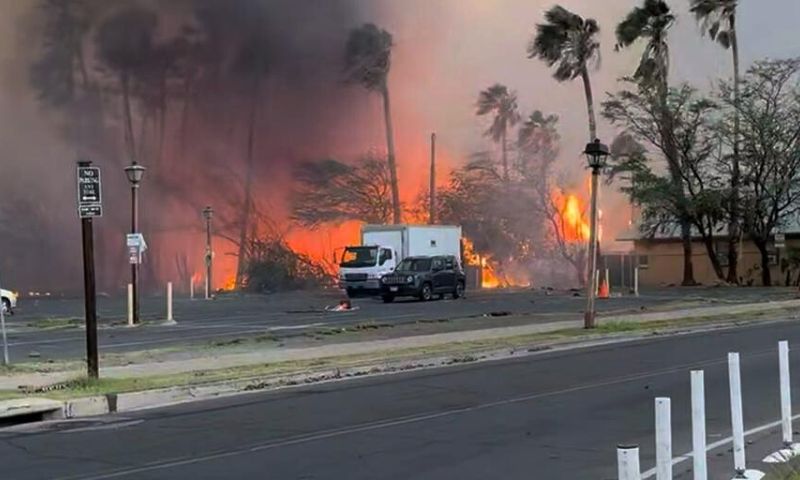 Σε κατάσταση φυσικής καταστροφής κήρυξε τη Χαβάη ο Μπάιντεν - Δραματική η κατάσταση στο Μάουι