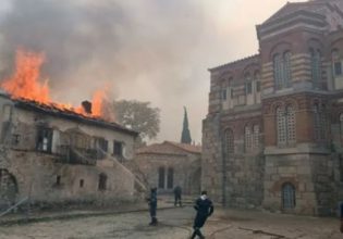 Φωτιά στο Δίστομο: Ζημιές στην ιστορική μονή του Οσίου Λουκά – Κάηκε ένα από τα παλαιότερα κτίρια