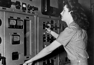 Όταν το FBI είχε βάλει στο μικροσκόπιο τις εργαζόμενες του Manhattan Project επειδή ήταν λεσβίες