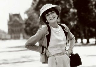 Coco Chanel: «Για να είσαι αναντικατάστατη, οφείλεις να είσαι διαφορετική»