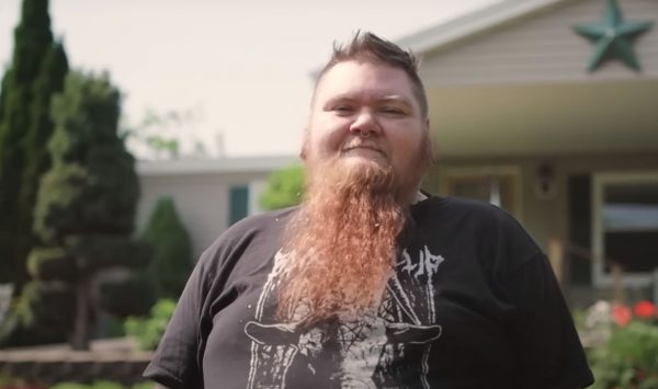 Ρεκόρ Γκίνες: 38χρονη Αμερικανίδα έσπασε το ρεκόρ για το μακρύτερο γυναικείο μούσι