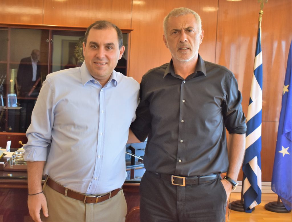 Συνάντηση του Δημάρχου Πειραιά Γιάννη Μώραλη με τον νέο Υφυπουργό Προστασίας του Πολίτη Κώστα Κατσαφάδο