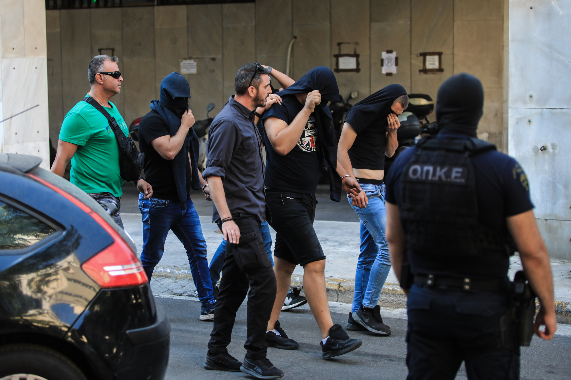 Νέα Φιλαδέλφεια: «Έλεγαν ότι δεν ήταν στην Αθήνα» - Αστυνομικοί περιγράφουν τα πρώτα λόγια των Κροατών χούλιγκαν