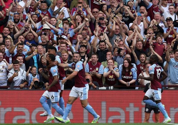 Η Άστον Βίλα διέλυσε την Έβερτον (4-0)