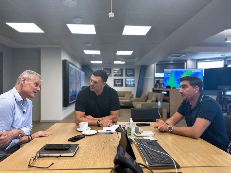 Συνάντηση Κικίλια με τον πρόεδρο του ΣΠΑΥ για την πρόληψη των πυρκαγιών στον Υμηττό