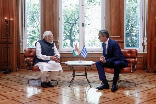 Ναρέντρα Μόντι: Συναντήθηκε με την ΠτΔ ο πρωθυπουργός της Ινδίας