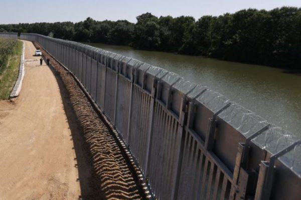 Έβρος: Βρέθηκε μεγάλη ομάδα προσφύγων – Ανάμεσά τους γυναίκες, παιδιά και βρέφη