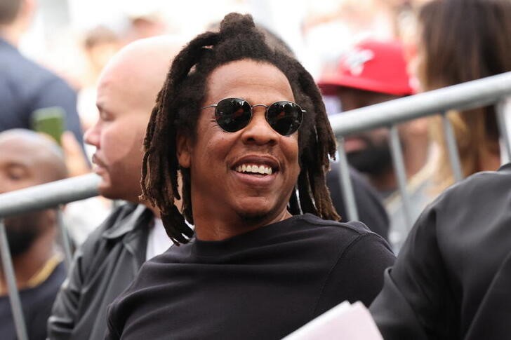 Jay Z: Επέστρεψε στο Instagram για να προωθήσει τη νέα του ταινία