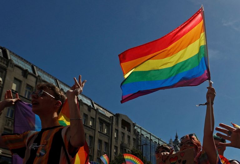 Ιράκ: Εξετάζεται νομοσχέδιο που θα τιμωρεί την ομοφυλοφιλία με θάνατο