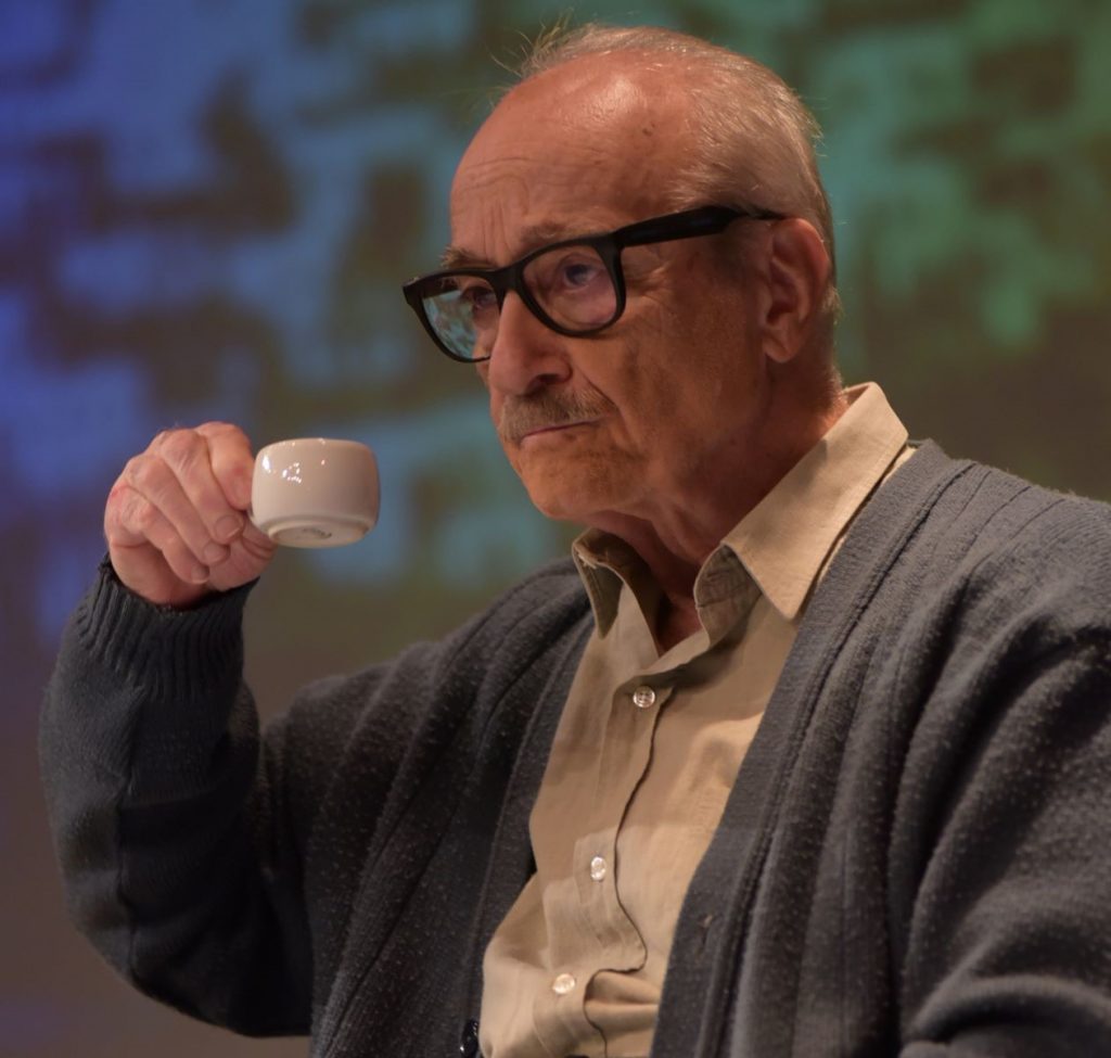 «Εγώ ο Μάρκος Βαμβακάρης»: Μια παράσταση που αξίζει να δείτε