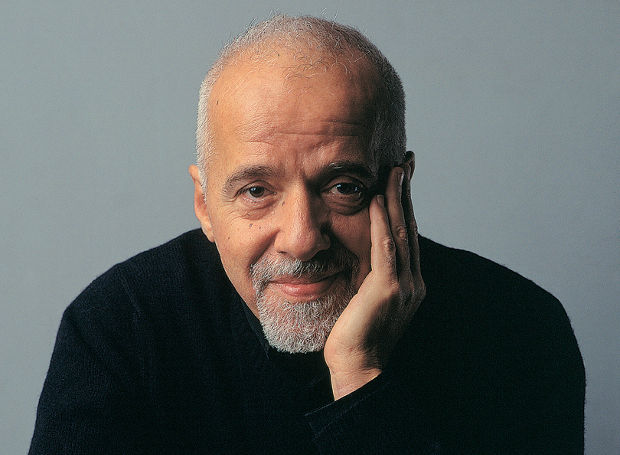 Paulo Coelho: «Μην σπαταλάτε χρόνο σε επεξηγήσεις, oι άνθρωποι ακούν μόνο ό,τι θέλουν να ακούσουν».