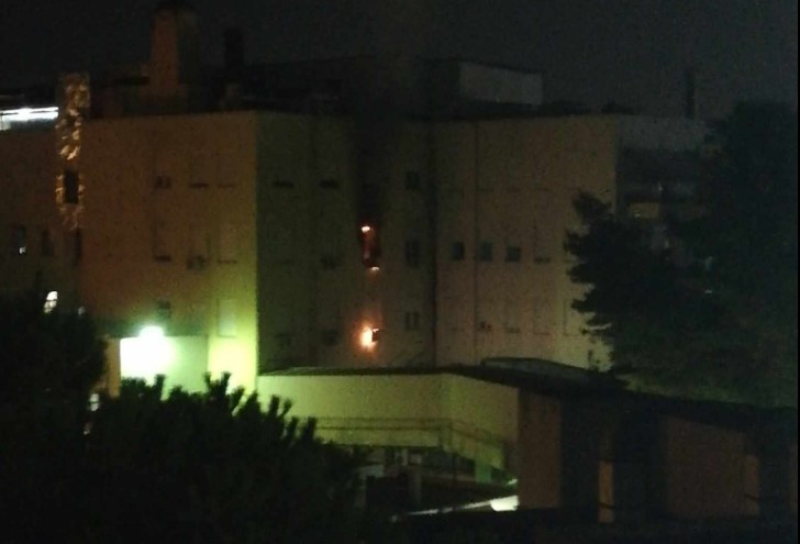 Φωτιά στο νοσοκομείο Νίκαιας: Χωρίς πυρανίχνευση η πτέρυγα που ξέσπασε η φωτιά - Τι καταγγέλλουν οι εργαζόμενοι