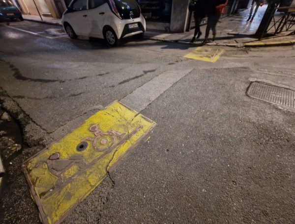 Τέλος στο παράνομο παρκάρισμα σε ράμπες και διαβάσεις ΑμΕΑ