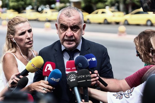 Νέα Φιλαδέλφεια: «Ήρθαν να δουν την Αθήνα, τον αγώνα και να φύγουν», λέει δικηγόρος τριών κατηγορουμένων