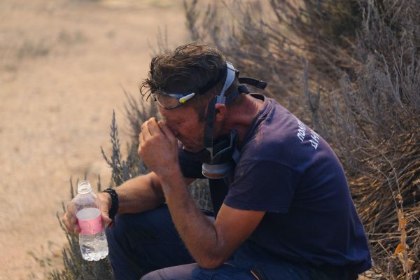 Φωτιές: Ως και δεκαπλάσια τα επικίνδυνα σωματίδια από τις πυρκαγιές – Οι «κόκκινες» περιοχές