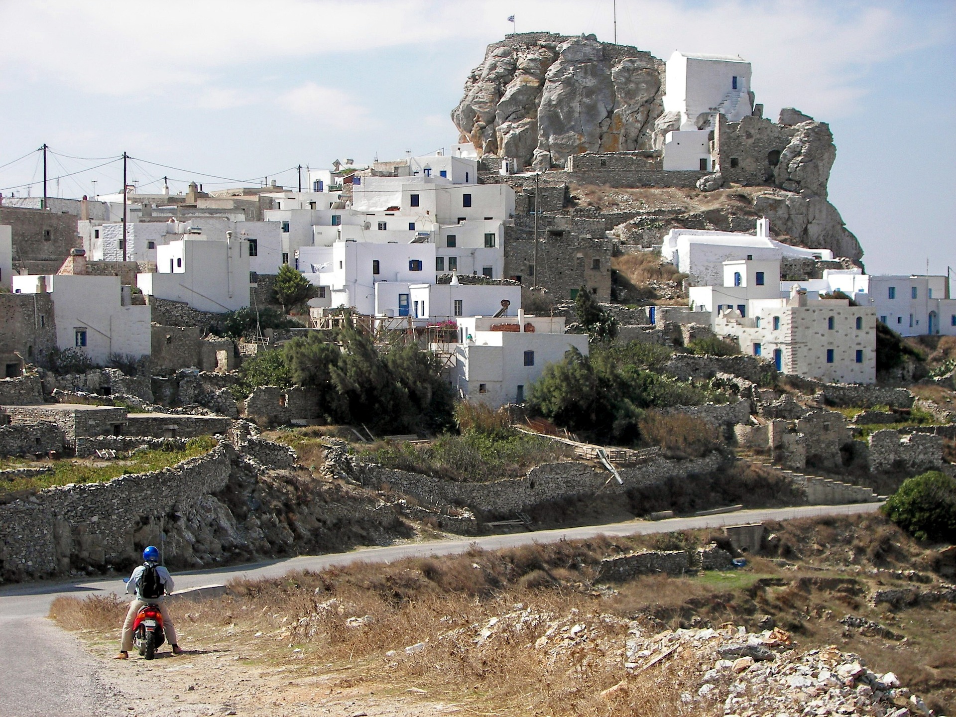 Η Daily Telegraph αναζητά τα τελευταία άθικτα νησιά της Ελλάδας