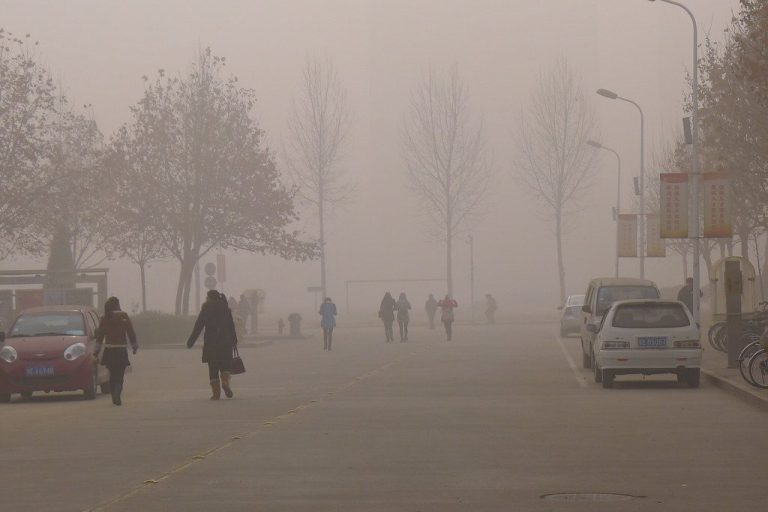 Ατμοσφαιρική ρύπανση: H μεγαλύτερη απειλή για τη δημόσια υγεία