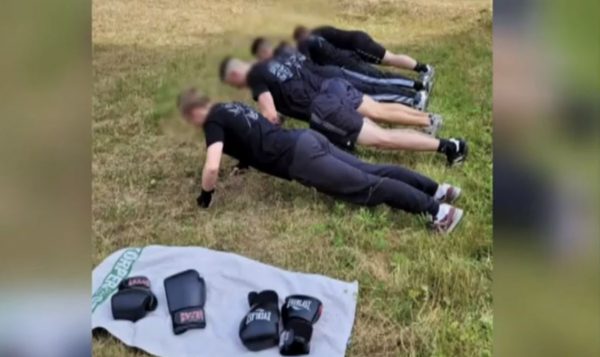 Νέα Φιλαδέλφεια: Οι Κροάτες χούλιγκαν περνούν από στρατιωτική εκπαίδευση