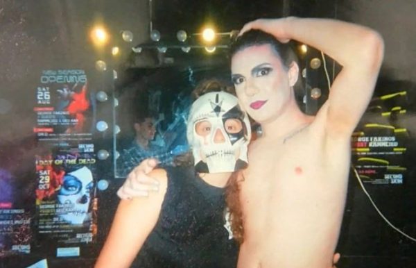 Αναμνήσεις της αποικιοκρατίας, μνήμη Ζακ Κωστόπουλου