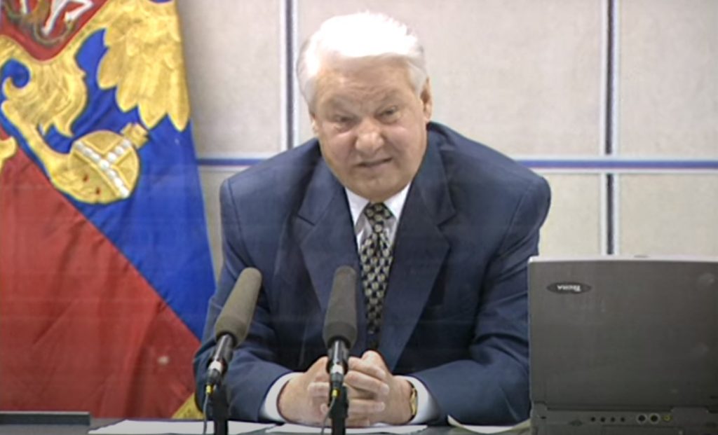 Η πρώτη ιντερνετική συνέντευξη του Γέλτσιν – «Καλή σας μέρα, πολίτες του Διαδικτύου!»