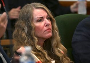 «Doomsday Mom»: Ισόβια για την μητέρα που δολοφόνησε τα παιδιά της