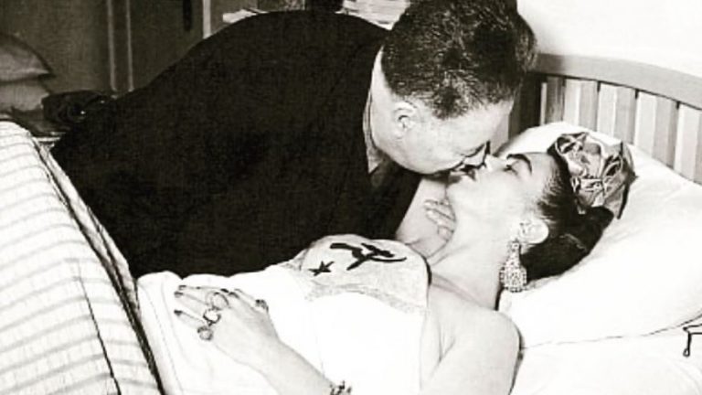 Tina Modotti: Το it girl που κοίταξε την αληθινή ζωή κατάματα μέσα από τον φακό της