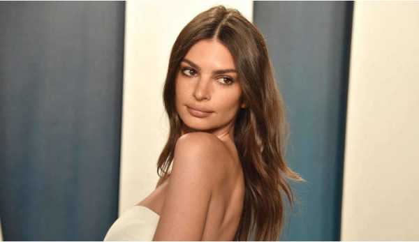 Emily Ratajkowski: Πανέμορφη και αποκαλυπτική