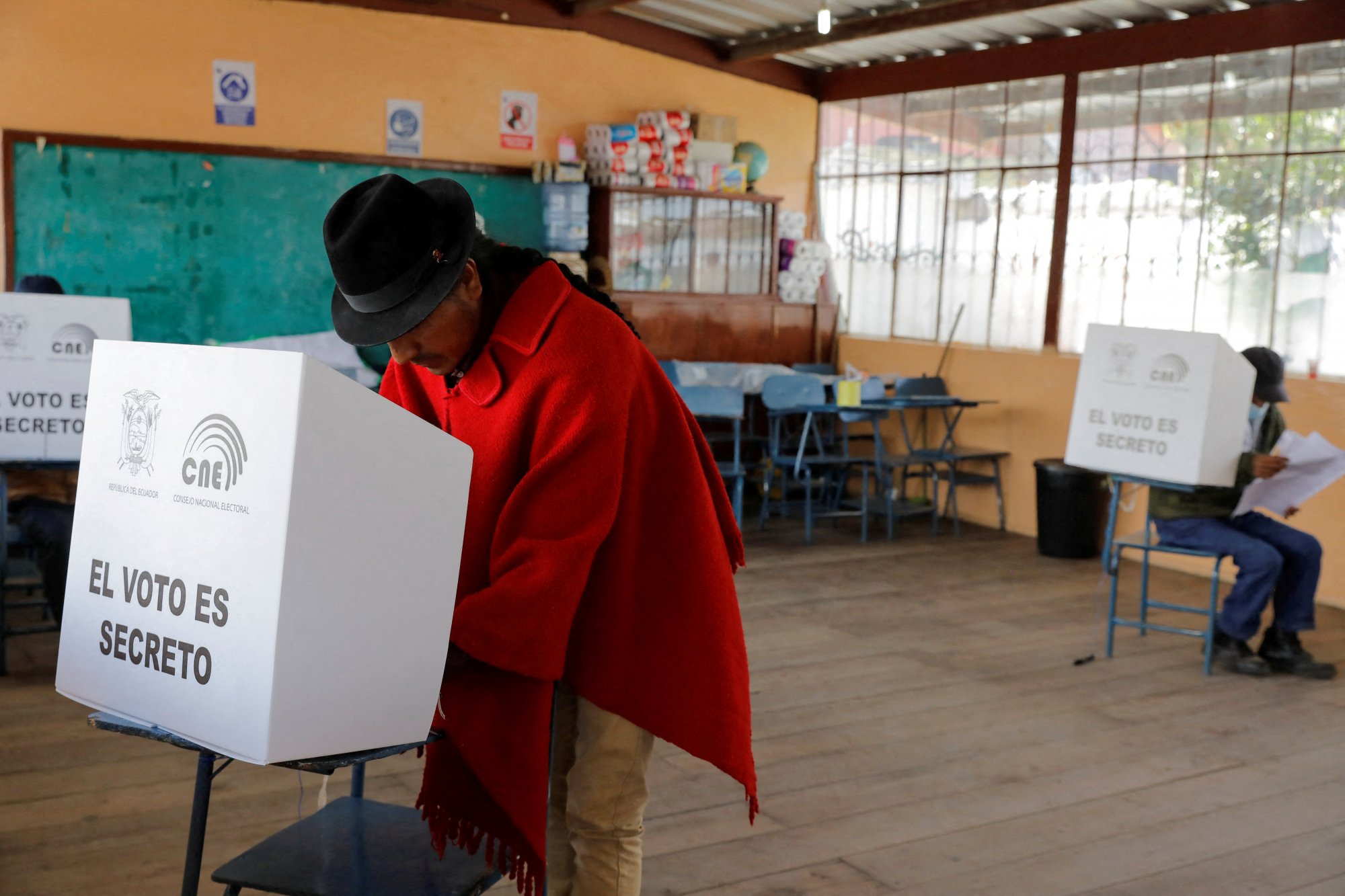 Ισημερινός: Η Αριστερά αναδεικνύεται πρώτη δύναμη αλλά χωρίς πλειοψηφία στο Κοινοβούλιο