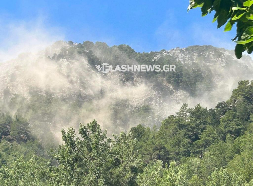 Φαράγγι της Σαμαριάς: Πυκνή σκόνη από την κατολίσθηση – Άγριο τοπίο μετά τον σεισμό των 4,7 Ρίχτερ