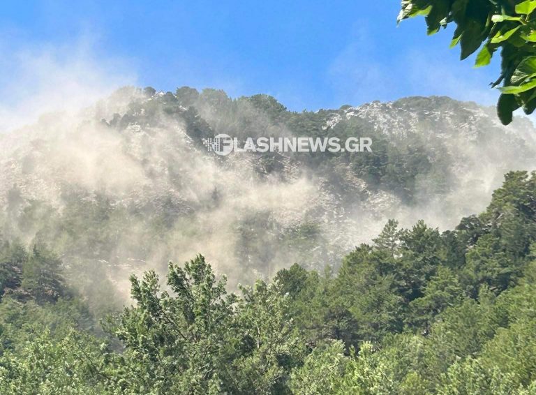 Φαράγγι της Σαμαριάς: Πυκνή σκόνη από την κατολίσθηση – Άγριο τοπίο μετά τον σεισμό των 4,7 Ρίχτερ