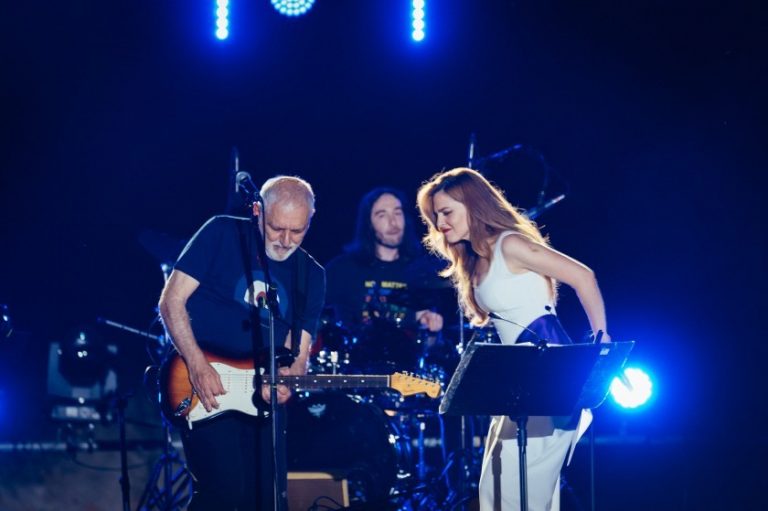 Νίκος Πορτοκάλογλου και Ρένα Μόρφη σε μια μεγάλη συναυλία στο 8ο Μουσικό Φεστιβάλ Ευρωστίνης «Ευ Ζην»