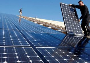 Πάροχοι ρεύματος: Ανάβει η μάχη των μεριδίων με εξαγορές, νέα προϊόντα και υπηρεσίες εξοικονόμησης ενέργειας