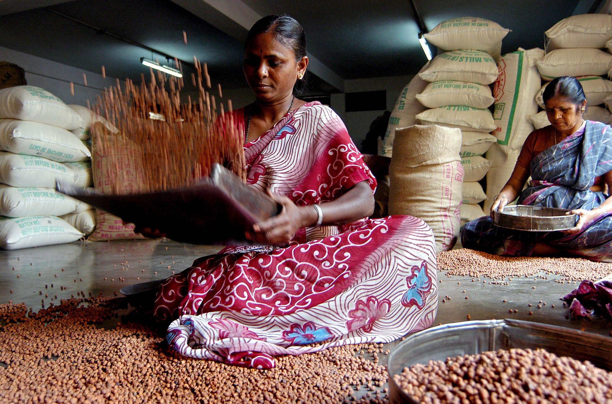 Γιατί εκτοξεύεται η τιμή του ρυζιού - ο ρόλος των αποφάσεων της ινδικής κυβέρνησης