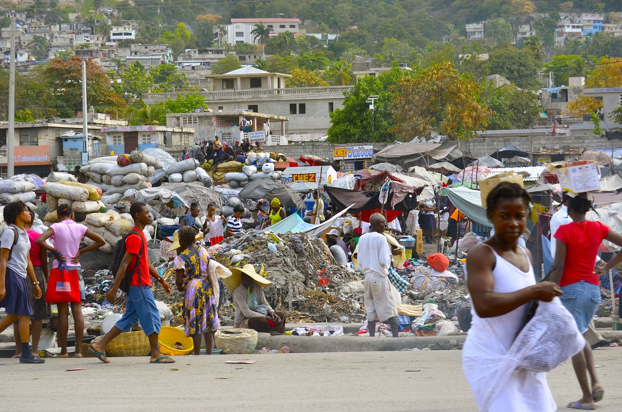 Χιλιάδες πολίτες της Αϊτής εγκαταλείπουν τα σπίτια τους μετά από επίθεση συμμορίας - «Σκότωσαν πολλούς»