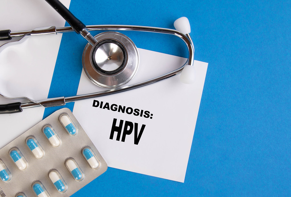 Οι άνδρες κινδυνεύουν περισσότερο από καρκίνο στόματος λόγω του HPV