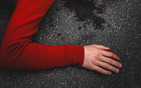 Τραγωδία στην Αίγυπτο: 15χρονη άνοιξε φιάλη αερίου για να κάψει ζωντανό τον πατέρα της