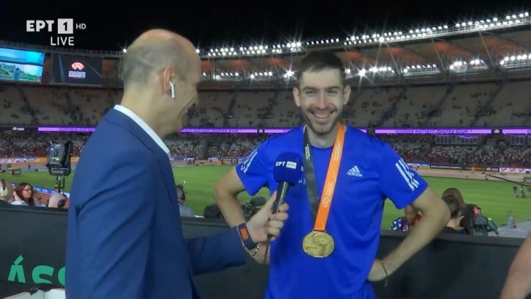 Μίλτος Τεντόγλου: Η επική ατάκα για τη συνομιλία με Ιάπωνα δημοσιογράφο