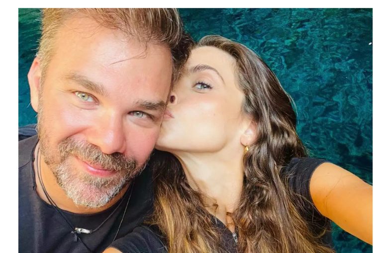 Γιώργος Σαμπάνης: Ερωτευμένος με την Ιωάννα Σαρρή στα ελληνικά νησιά