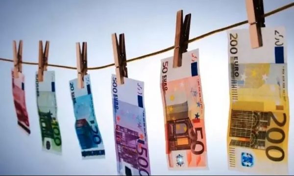 Αυτοί είναι οι μεγαλοοφειλέτες της Εφορίας και του ΕΦΚΑ